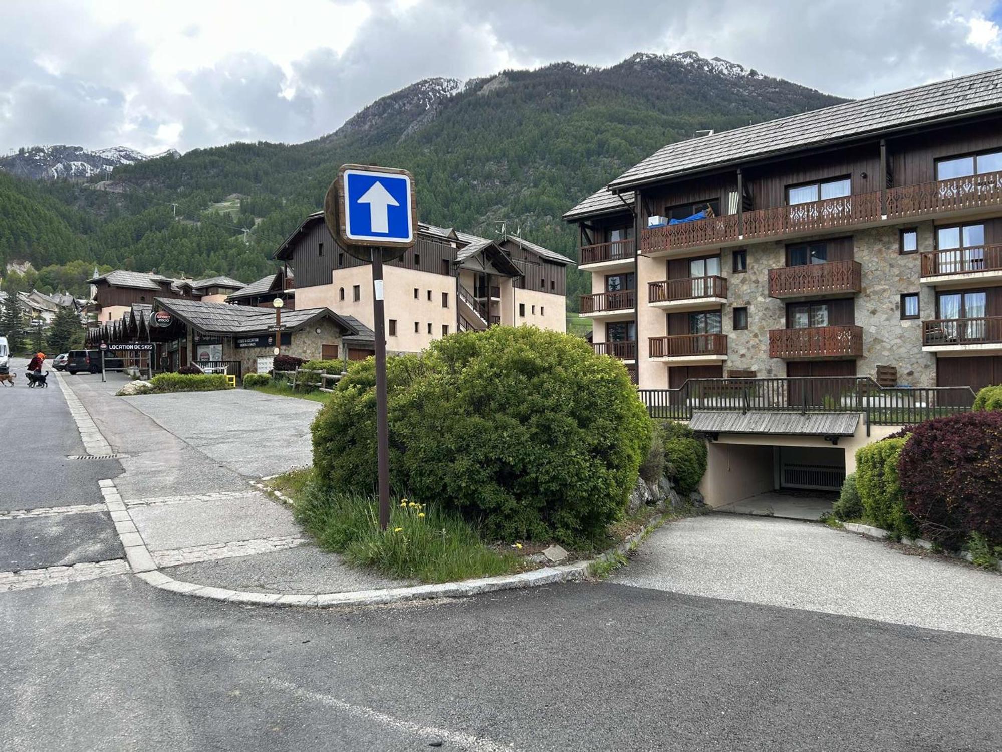 Appartement Lumineux 2 Pieces 6 Pers, Proche Pistes Et Commerces - La Salle Les Alpes - Fr-1-330F-29 Serre Chevalier Ngoại thất bức ảnh